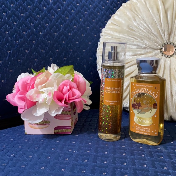 Bath & Body Works Other - BATH & BODY WORKS SET. . .CHRISTMAS COOKIES SCENT